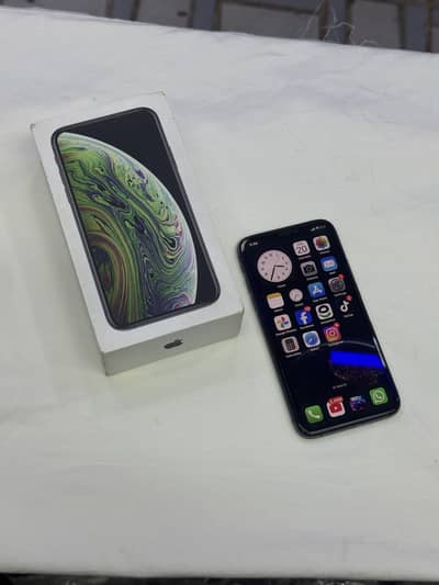 Apple iPhone XS dual approved with box