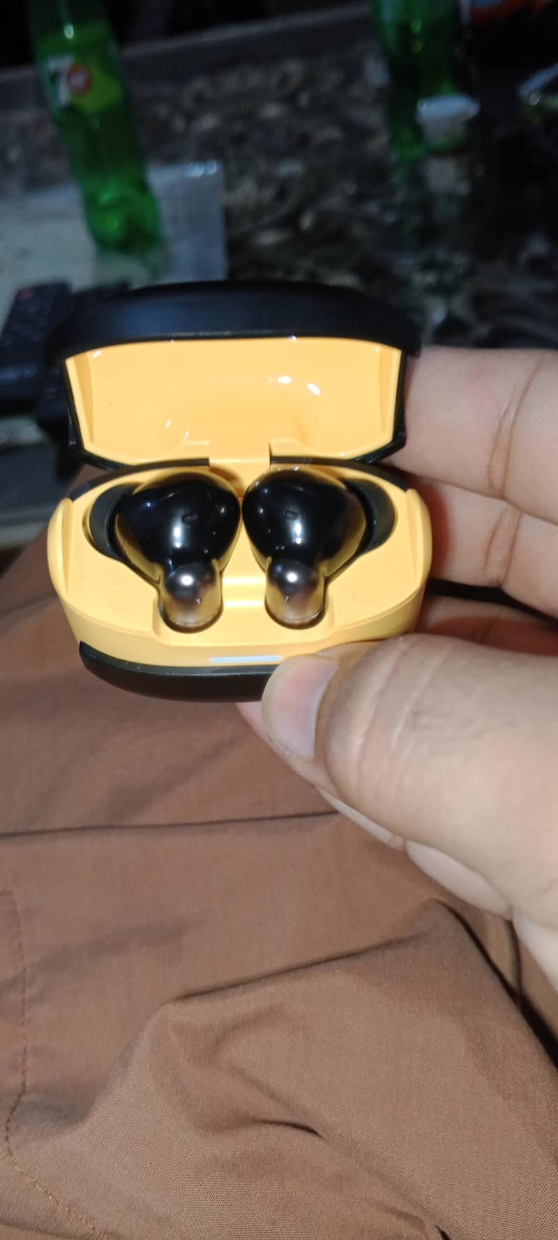 ear buds 1