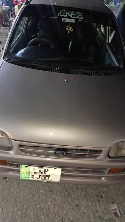 Daihatsu Cuore 2003