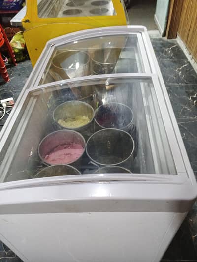 juice ice cream setup