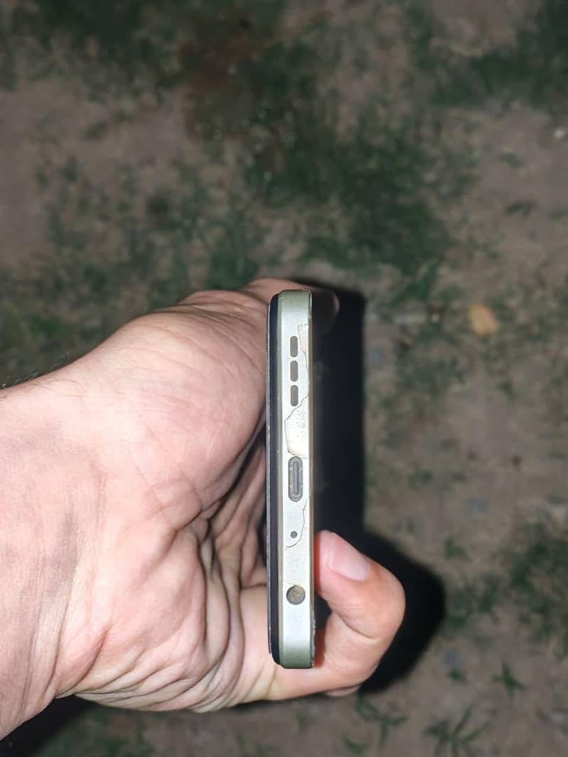 VGO TEL Note 24 1