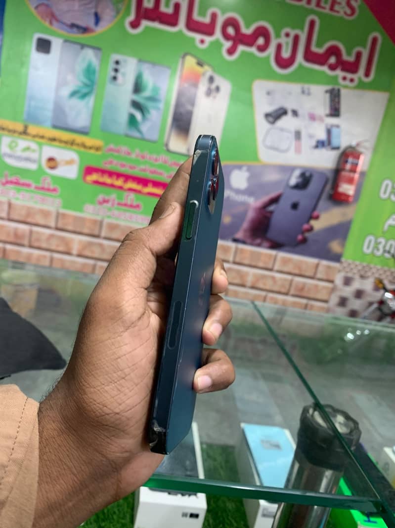 Apple iPhone 12 Pro 2