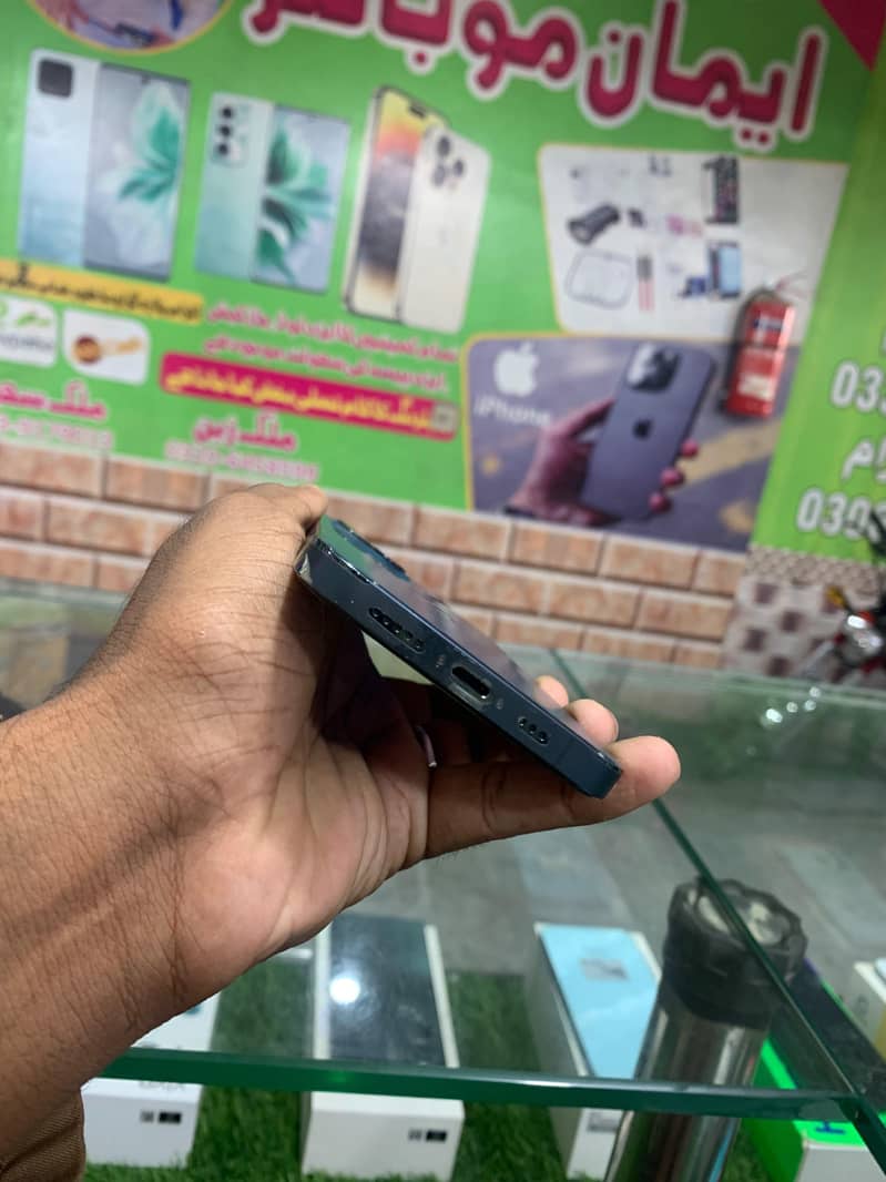 Apple iPhone 12 Pro 4