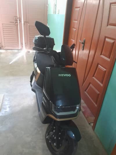 Revoo A12 with box Model 2026