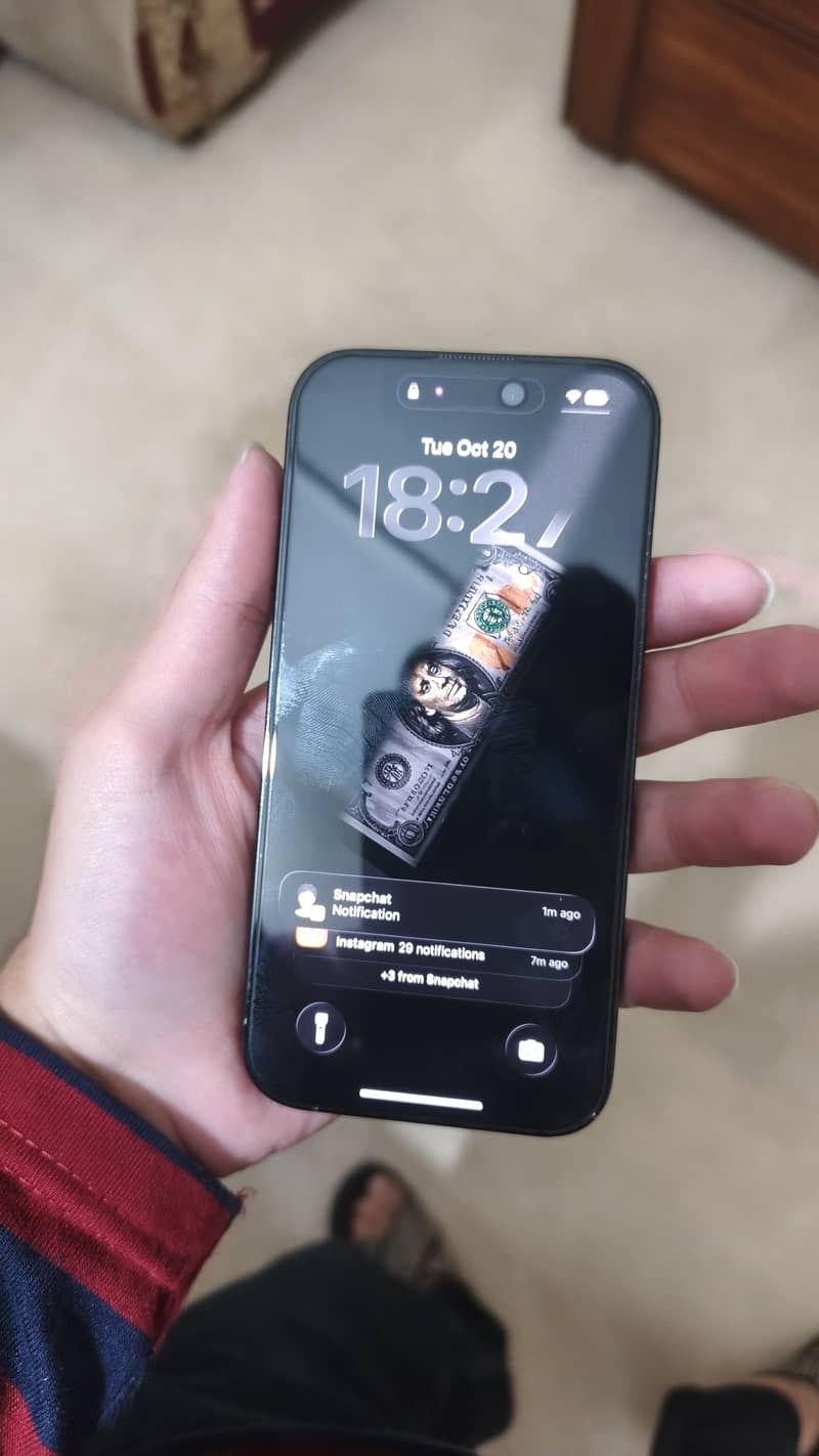 Apple iPhone 14 Pro 0