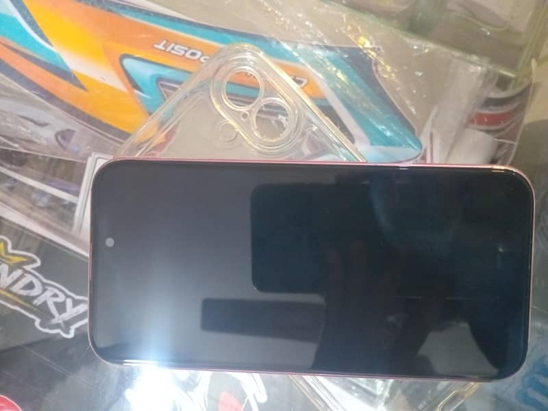 Apple iPhone 16 Plus 1