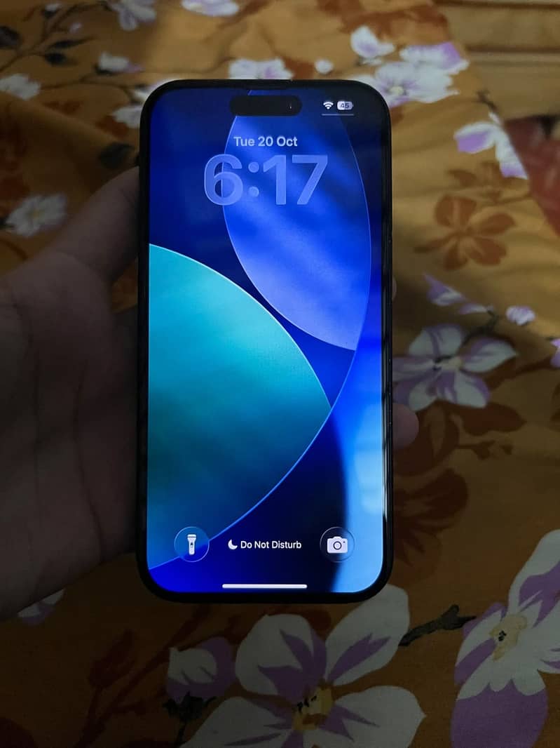 Apple iPhone 15 6