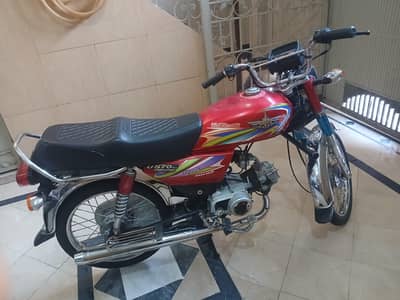 United Bike In Red Color Islamabad Registered Is For Sale.