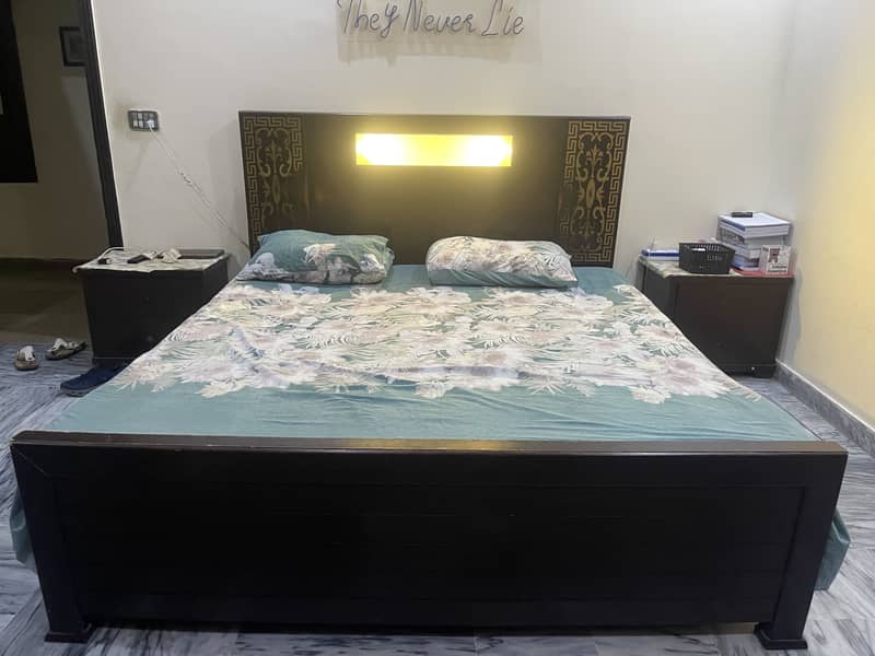 King bed 1