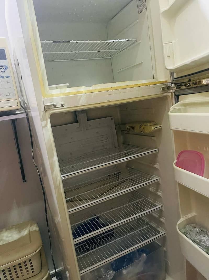 Fridge 4