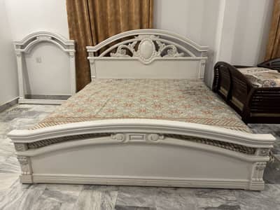 Lasani bed cupboard and mirror