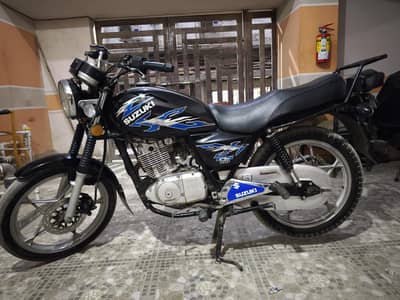gs150se 2020 total original and sealed maintained bike Karachi number