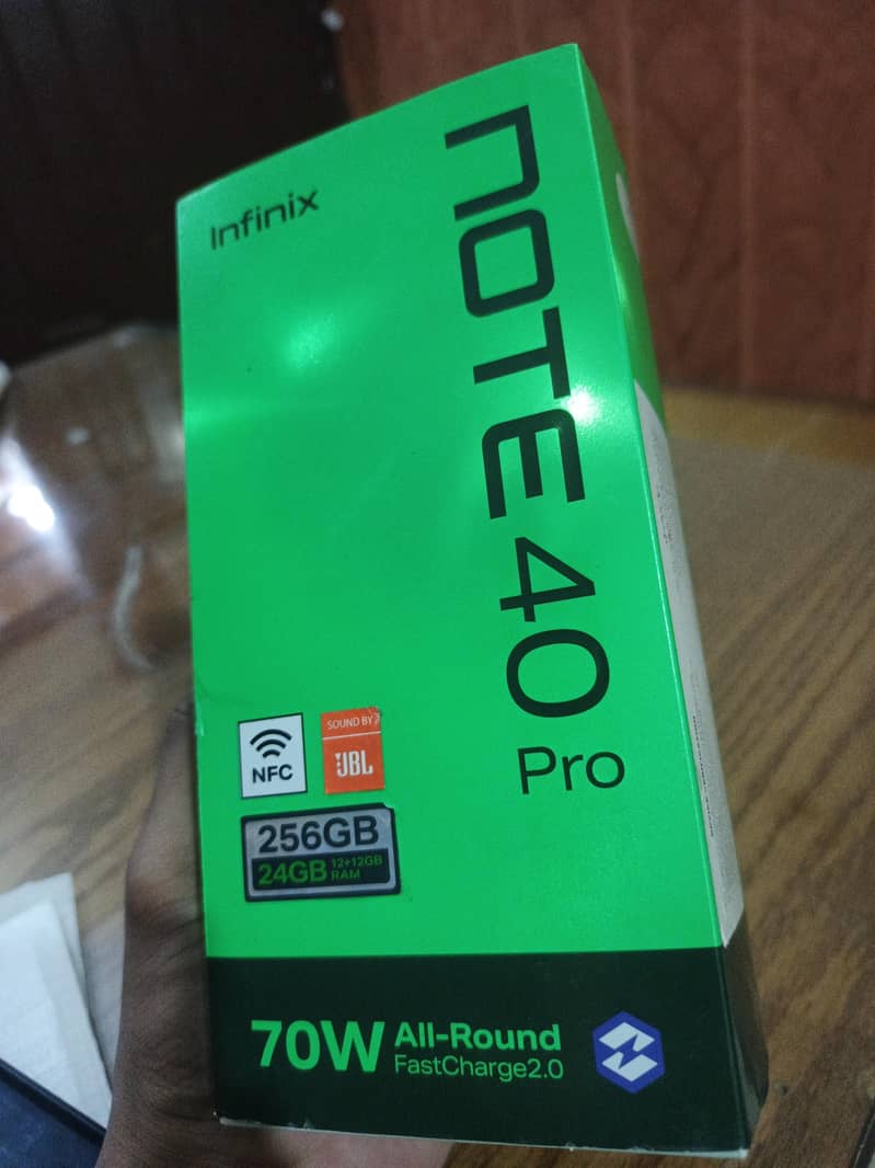 Infinix Note 40 Pro 0