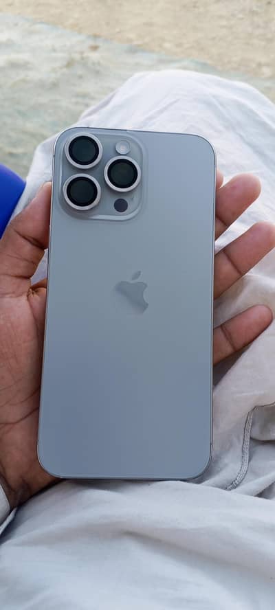 Apple iPhone 15 Pro Max jv