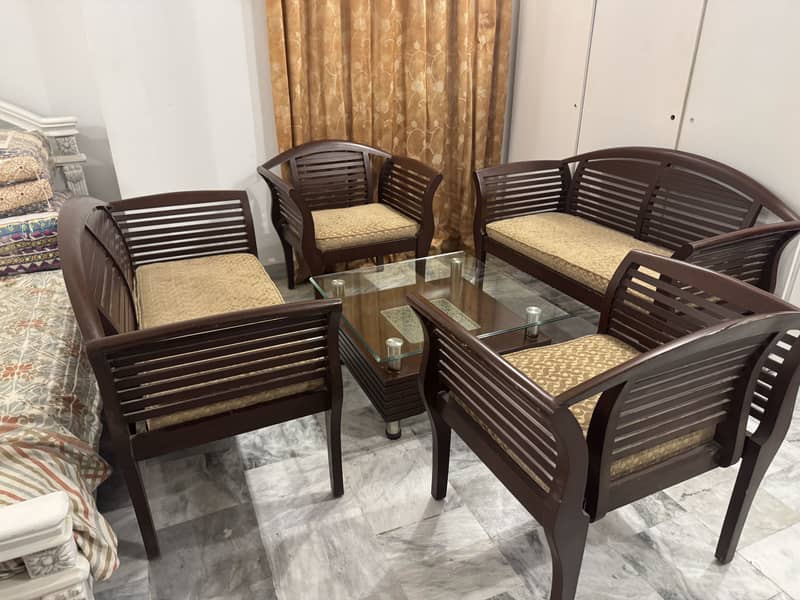 Sofa set with table 2