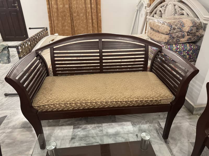 Sofa set with table 8