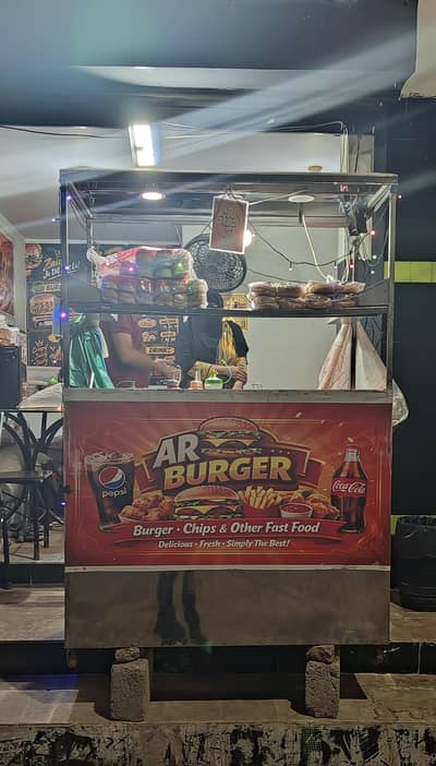 Zinger burger and fries counter for sale with hotplate