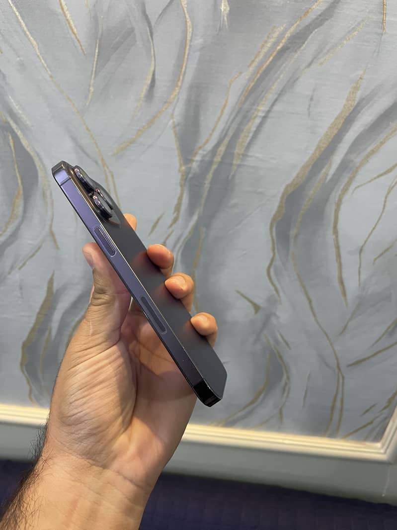 Apple iPhone 14 Pro Max 2