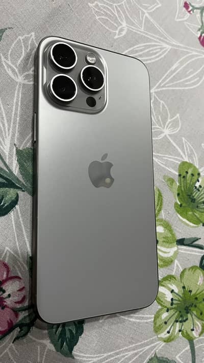 Apple iPhone 15 Pro Max