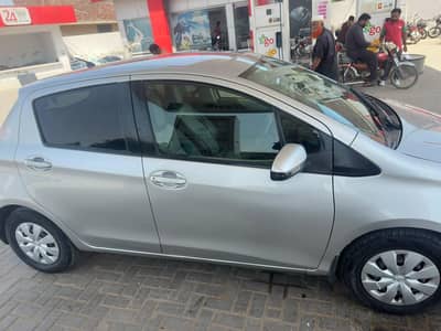 Toyota Vitz 2012