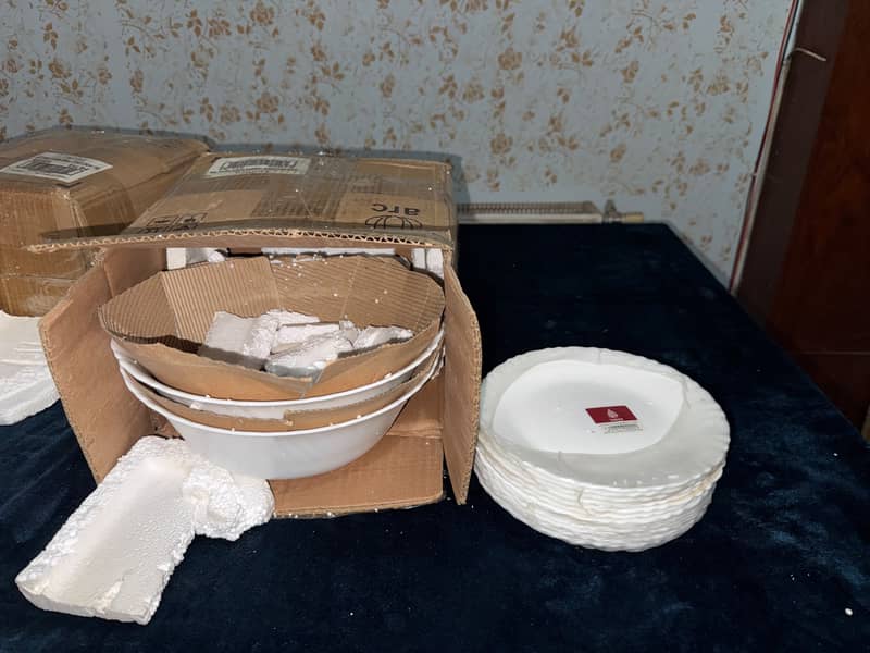 Endure OG Shell plain dinner Set 1