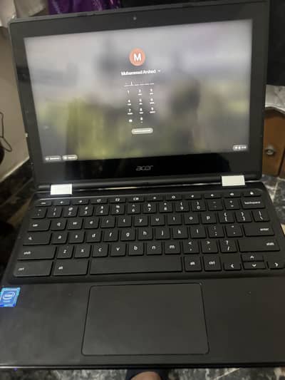 Selling my Acer Chromebook. Everything thing is working perfectly