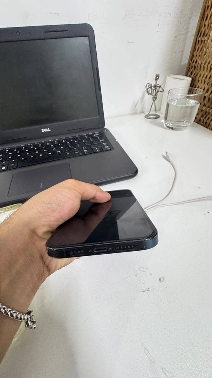 Iphone 12 pro max 5