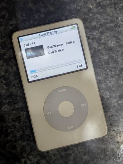 Apple iPod Classic 5th gen (5.5 Video Enhanced]