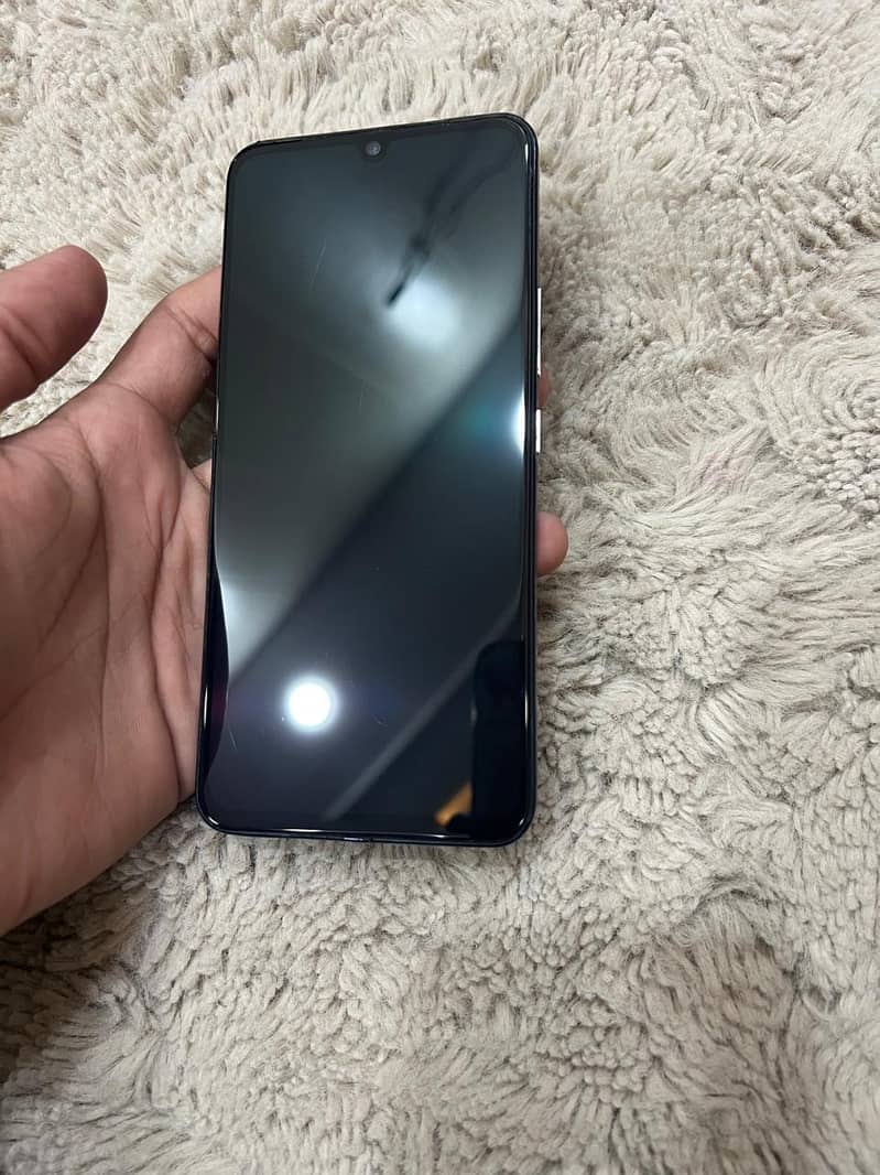 Vivo V21 1