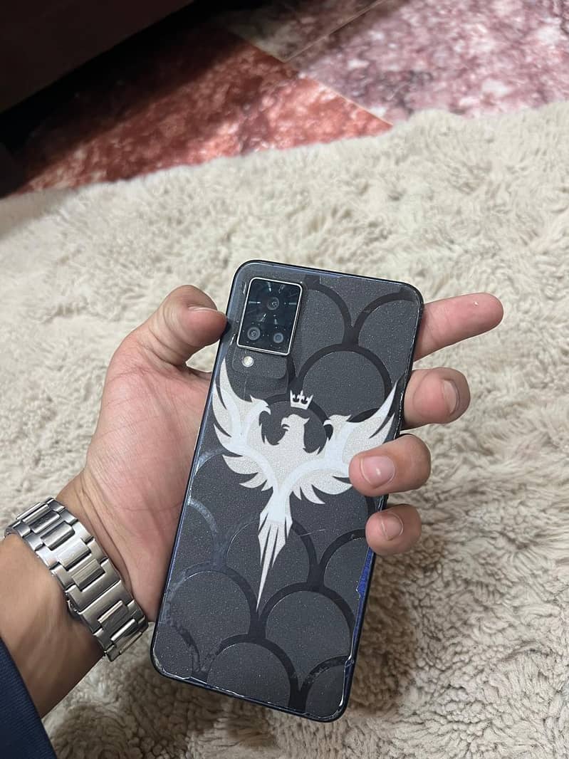 Vivo V21 6