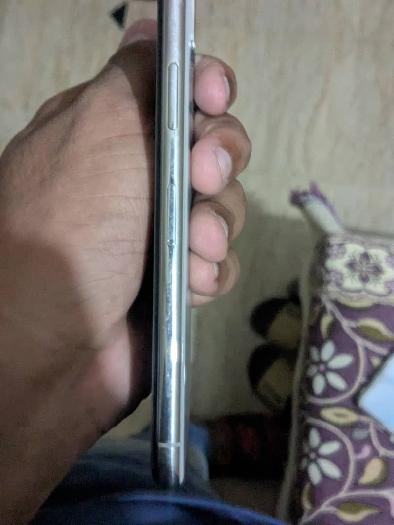 Apple iPhone X 1