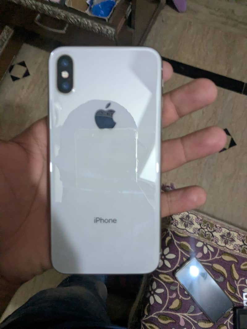 Apple iPhone X 5