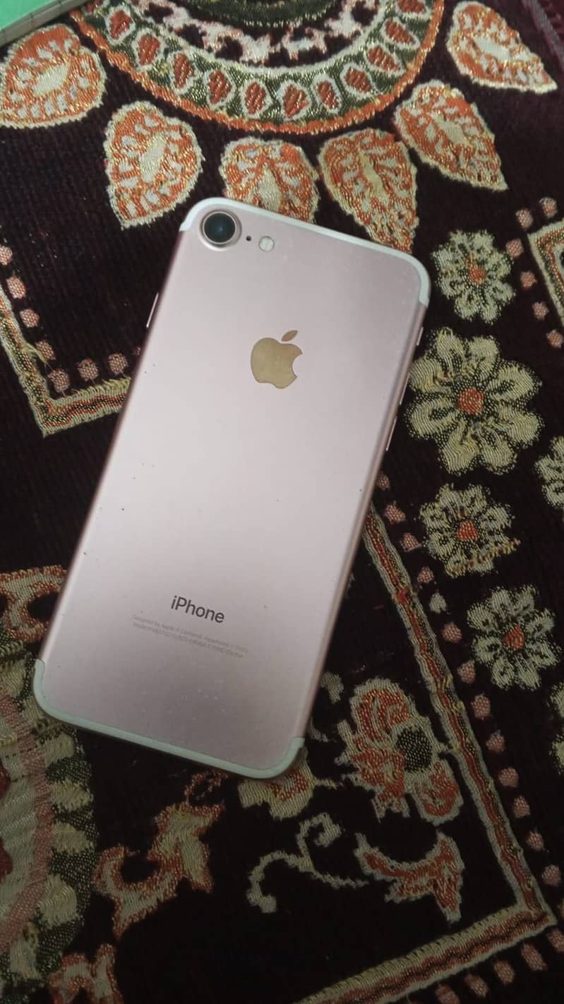 Apple iPhone 7 5
