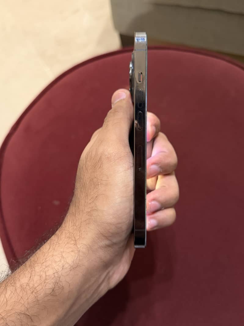 Apple iPhone 13 Pro 11