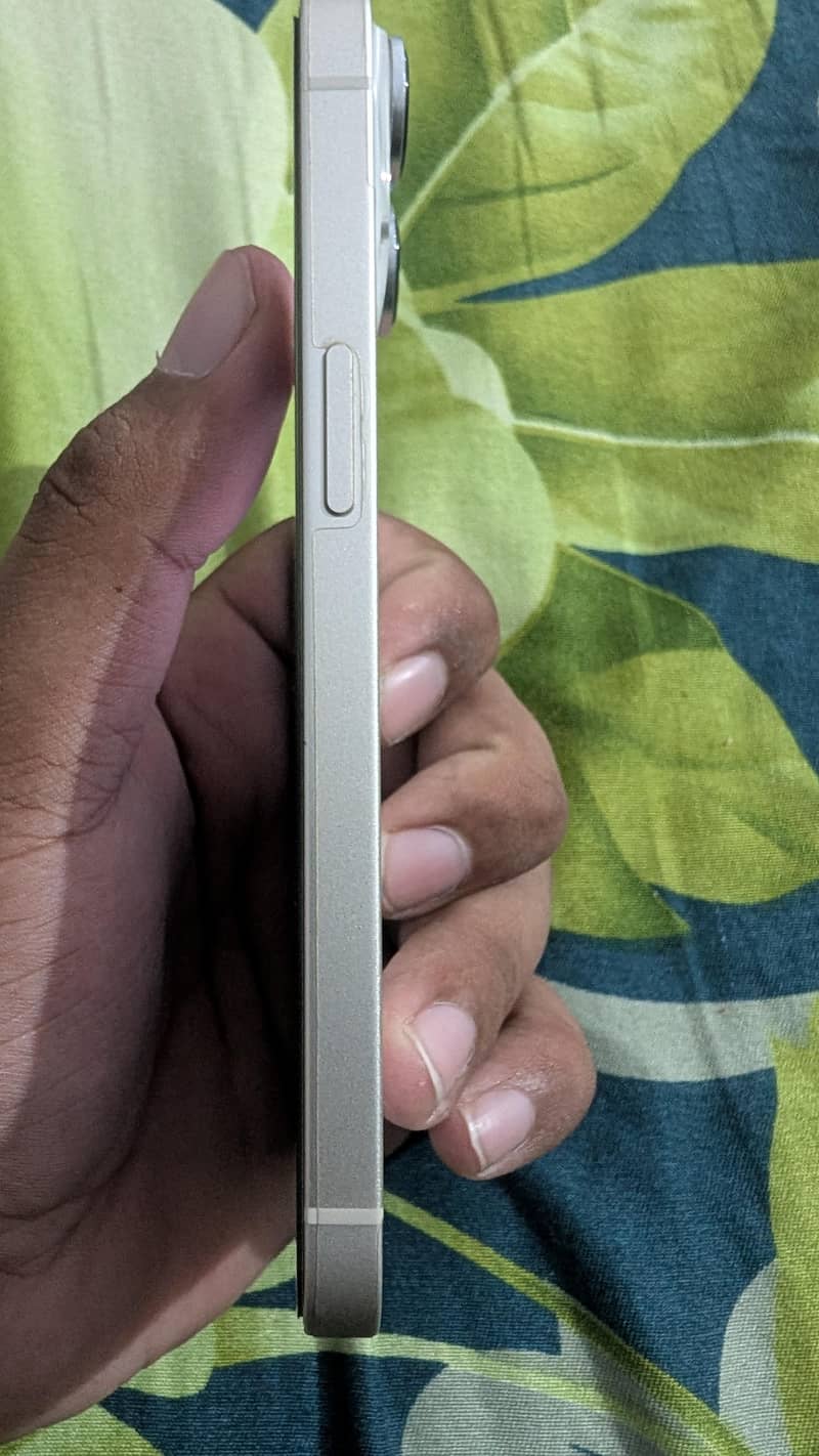 Apple iPhone 14 2