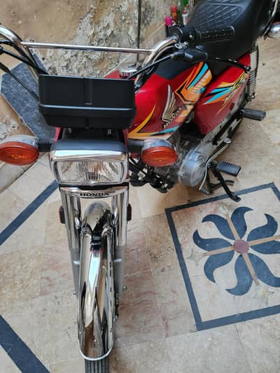 Honda CG 125 2026 Red color