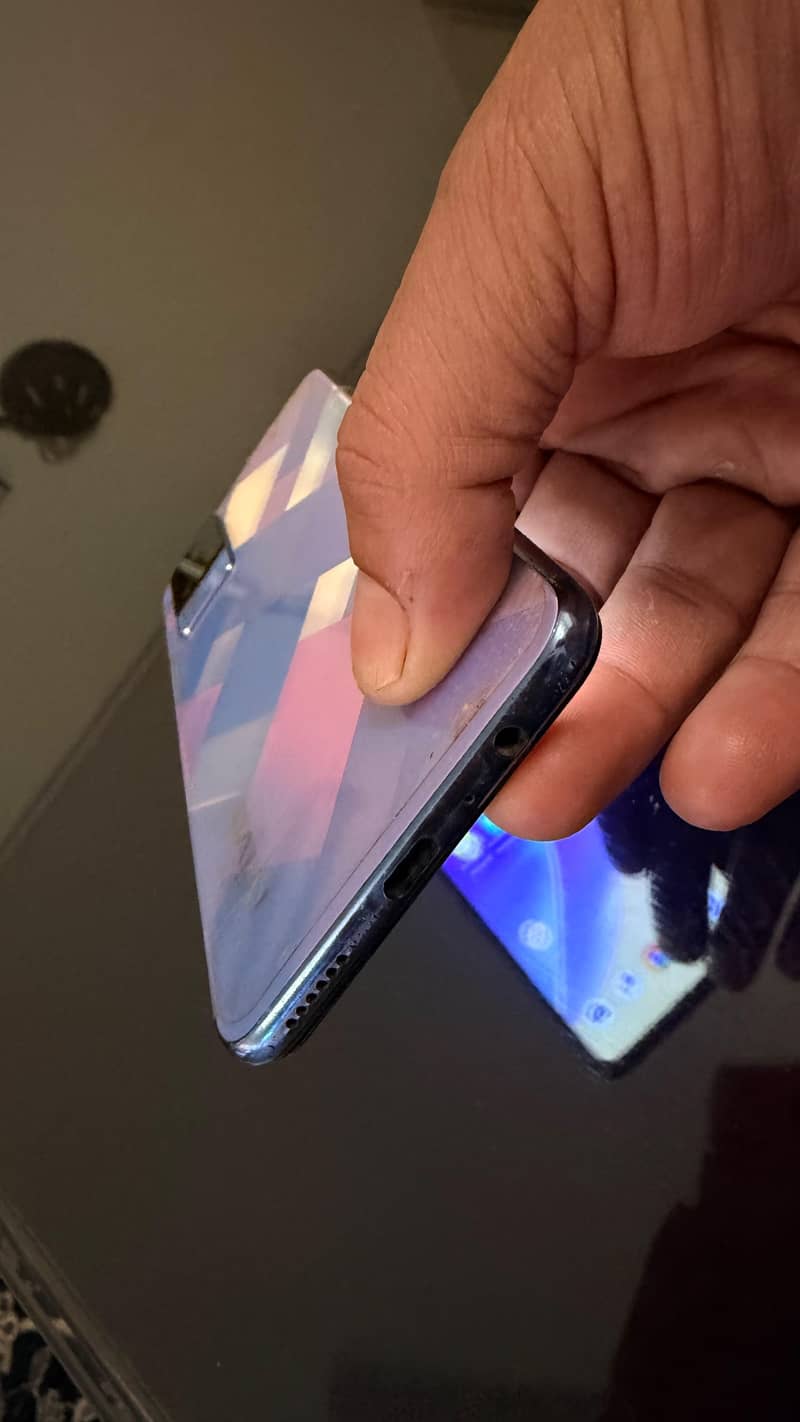 Vivo V21e 5