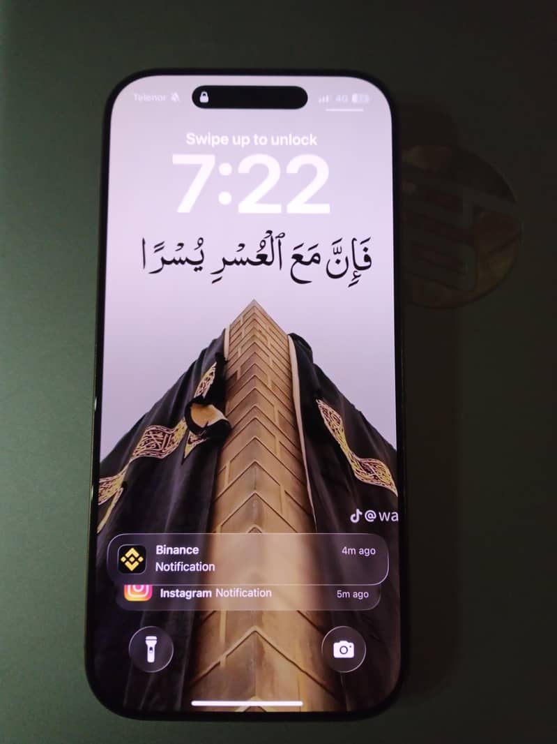 Apple iPhone 16 Pro 3