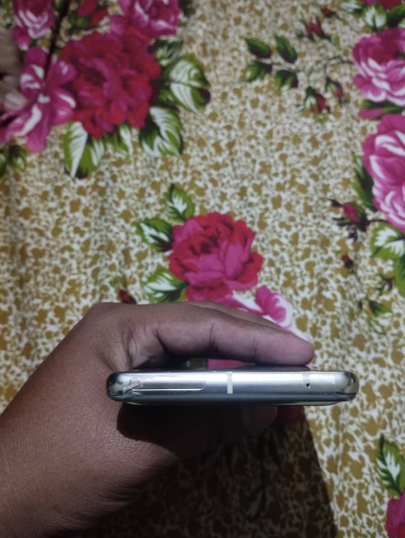 Google Pixel 7 Pro 6