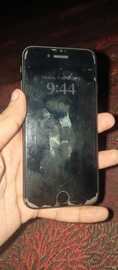 iPhone 64GB