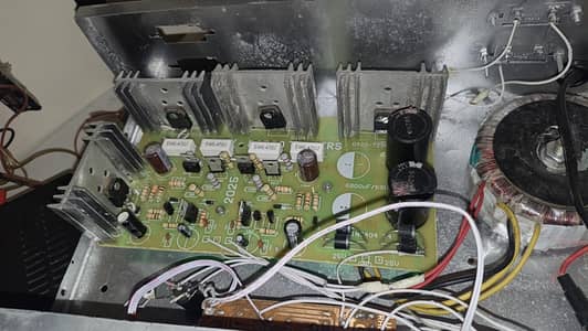 Amplifier local with japanese transformer toroidal