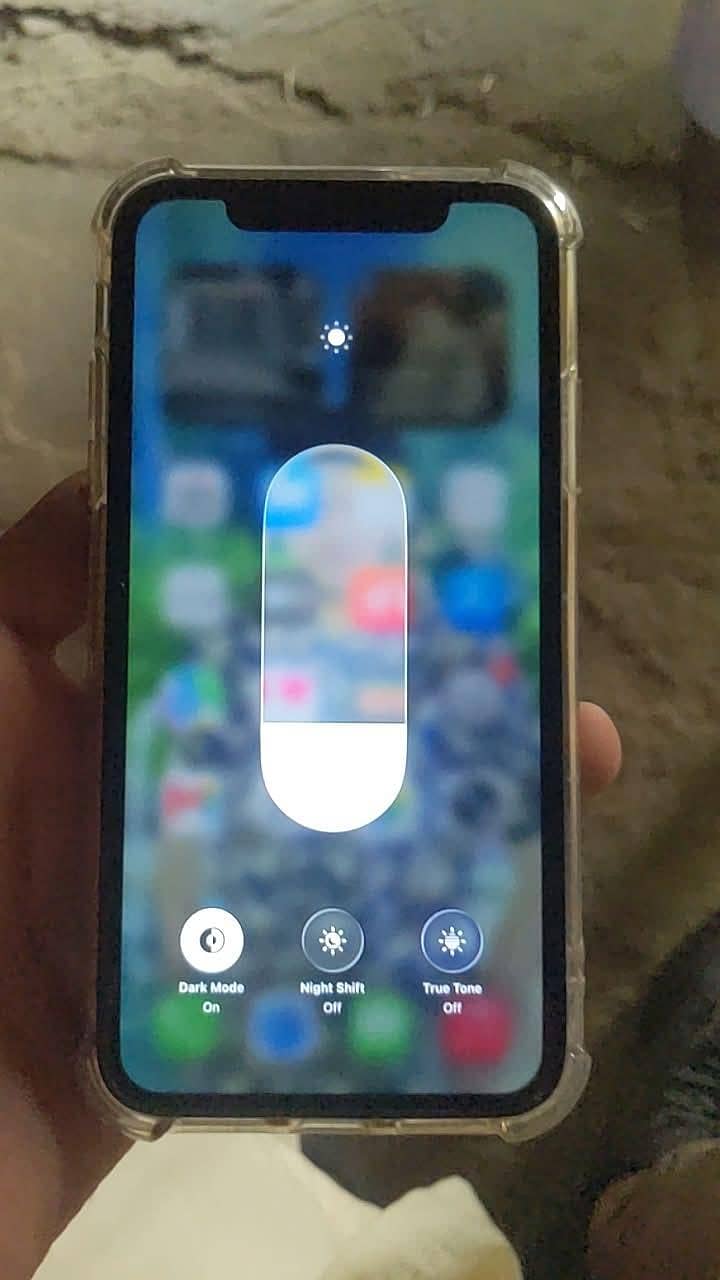 Apple iPhone 11 7