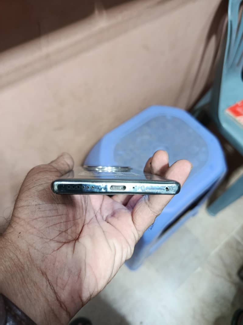 Infinix Zero 40 4