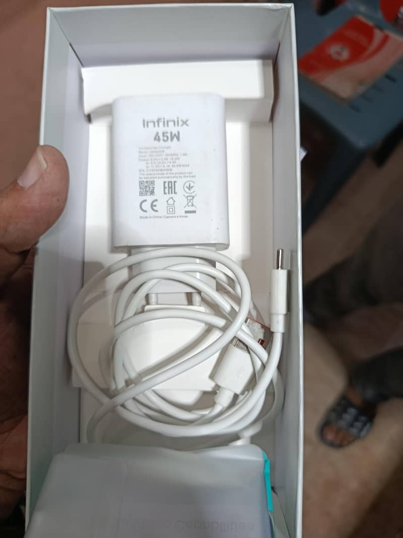 Infinix Zero 40 6