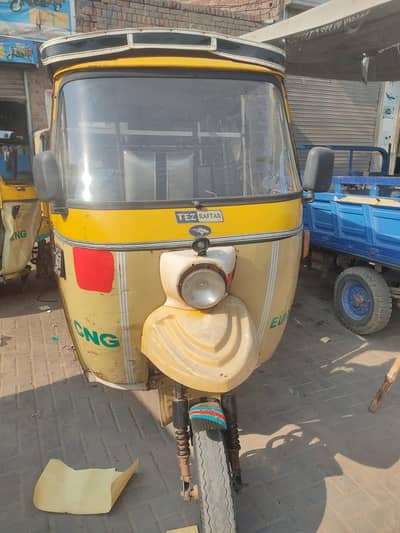 Taz Rafter auto rickshaw