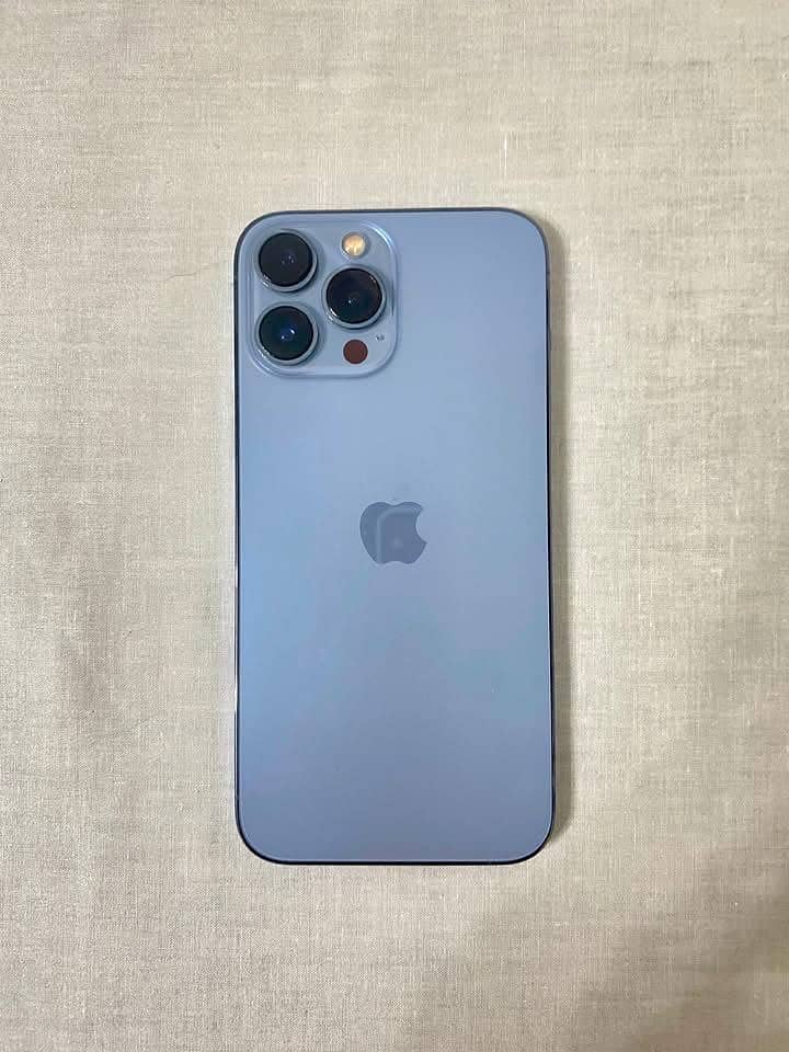 Apple iPhone 13 Pro Max 2