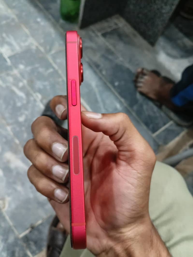 Apple iPhone 14 5
