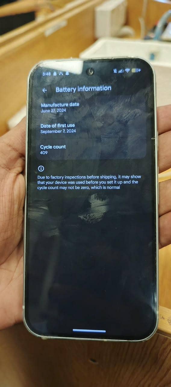 Google Pixel 9 4
