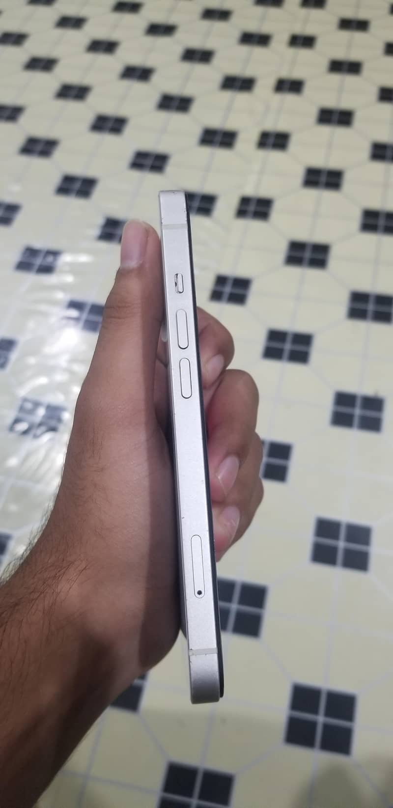 Apple iPhone 13 sim working 4