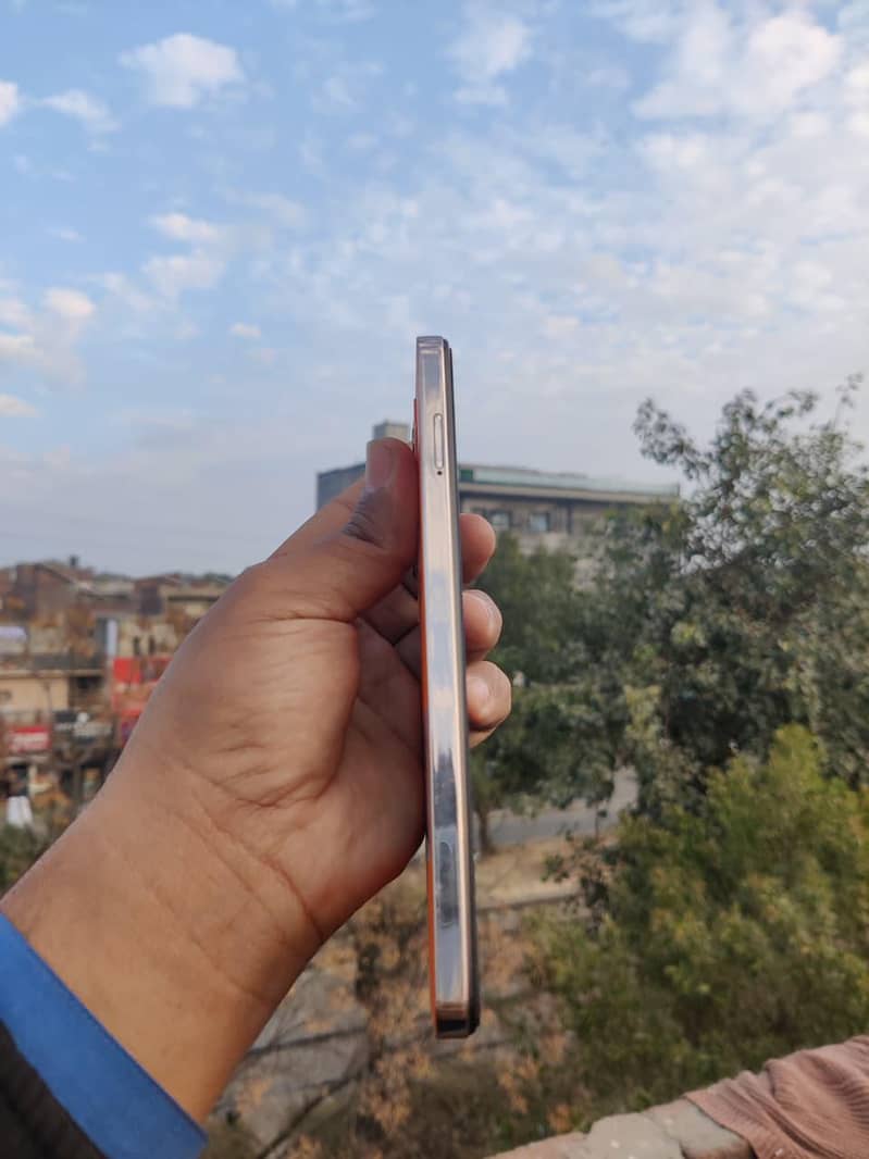 Infinix Note 30 4